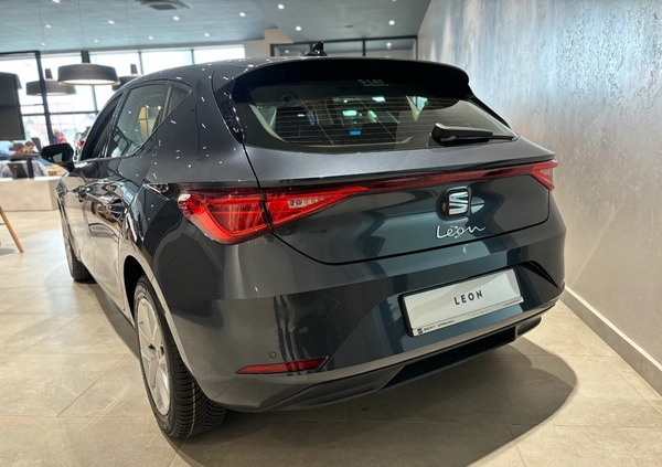 Seat Leon cena 125593 przebieg: 1, rok produkcji 2023 z Chociwel małe 379